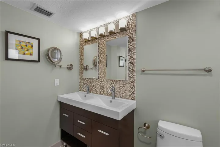 1155 Sandpiper St C4, Naples, Florida 34102