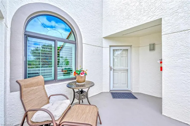 583  Beachwalk  CIR, Naples, FL 34108