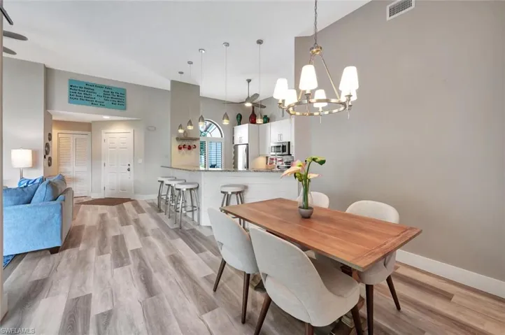 583 Beachwalk Cir Q-203, Naples, Florida 34108