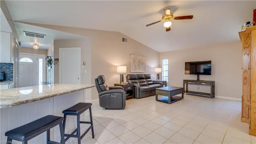 1912 SE 2nd  ST, Cape Coral, FL 33990