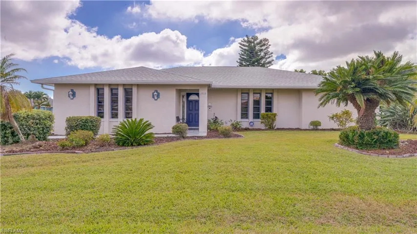 1912 SE 2nd  ST, Cape Coral, FL 33990
