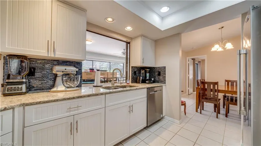 1912 SE 2nd  ST, Cape Coral, FL 33990