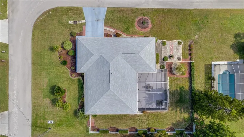 1912 SE 2nd  ST, Cape Coral, FL 33990