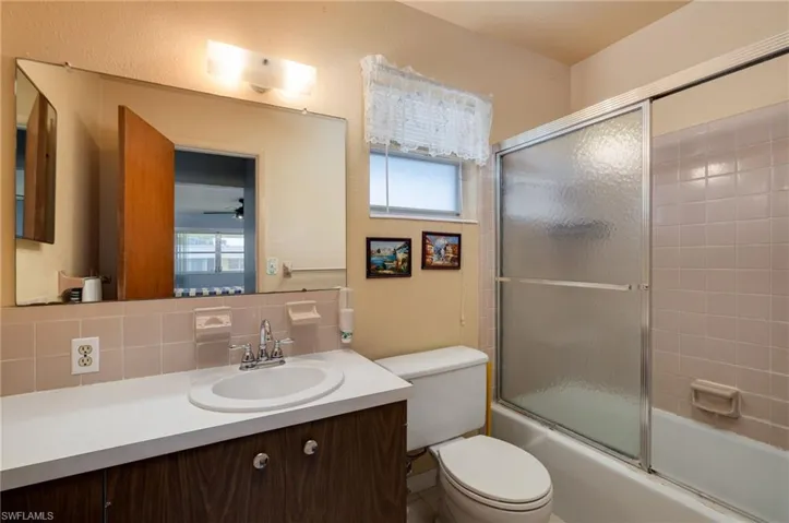 1214 Tropic Ter, North Fort Myers, Florida 33903