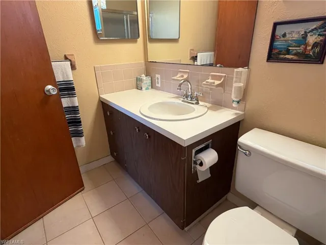 Full bathroom