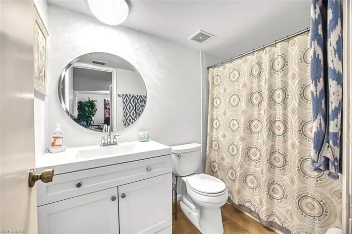 1476  Churchill  CIR, Naples, FL 34116