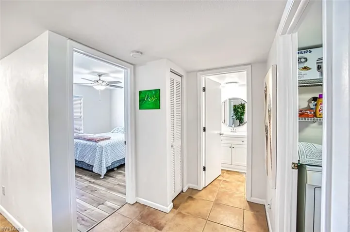 1476  Churchill  CIR, Naples, FL 34116