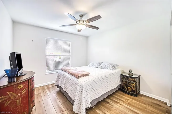 1476  Churchill  CIR, Naples, FL 34116