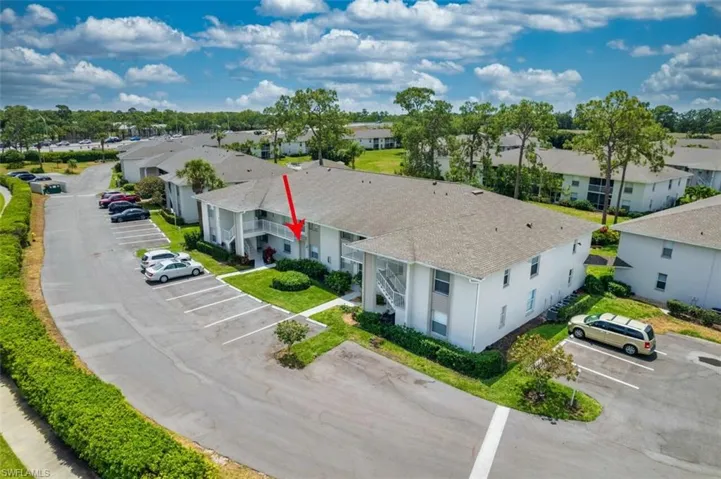 1476  Churchill  CIR, Naples, FL 34116