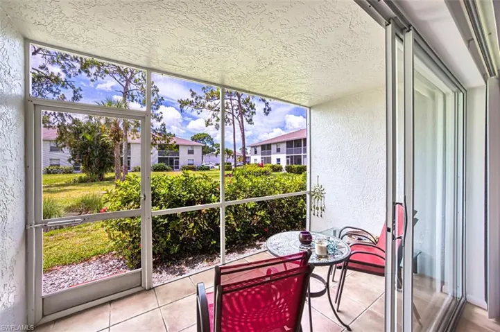 1476  Churchill  CIR, Naples, FL 34116