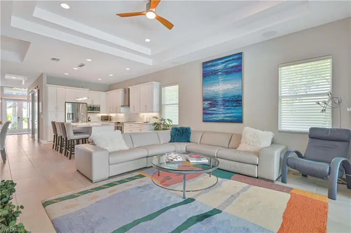 693 105th Ave N, Naples, Florida 34108