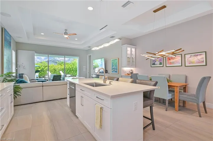 693 105th Ave N, Naples, Florida 34108