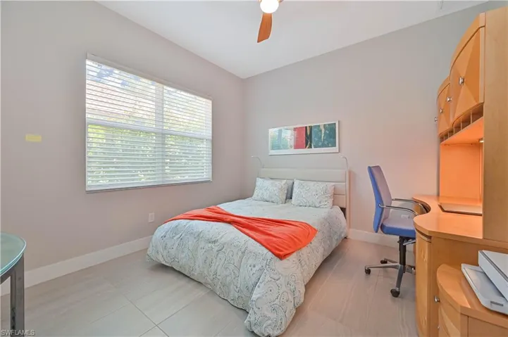 693 105th Ave N, Naples, Florida 34108