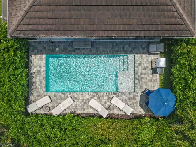 693 105th Ave N, Naples, Florida 34108