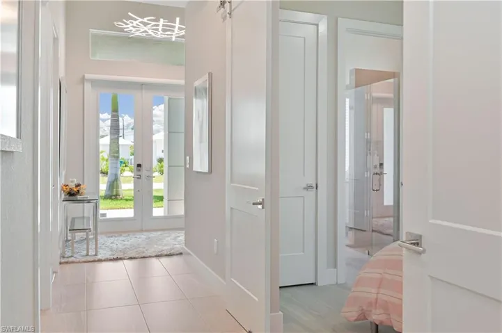 693 105th Ave N, Naples, Florida 34108