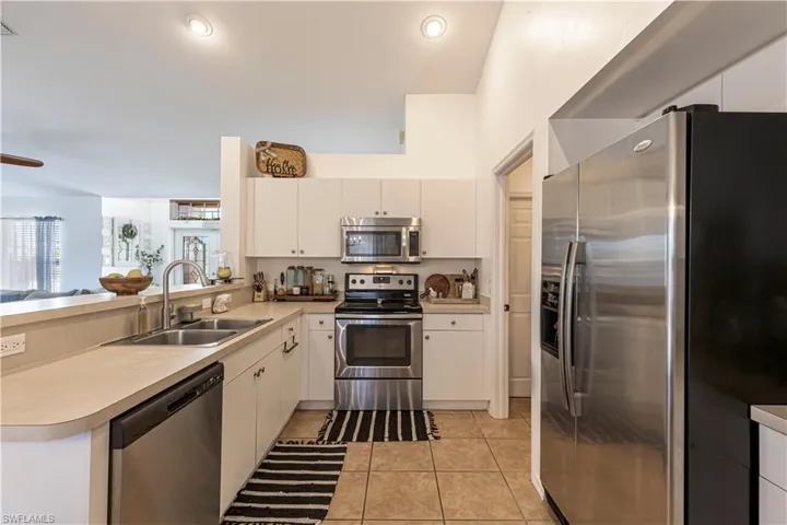 3806 1st Ter, Cape Coral, Florida 33991
