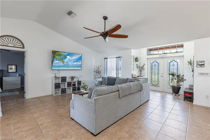 3806 1st Ter, Cape Coral, Florida 33991