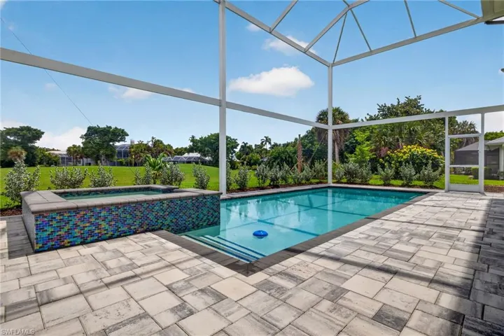1272 Par View Dr, Sanibel, Florida 33957