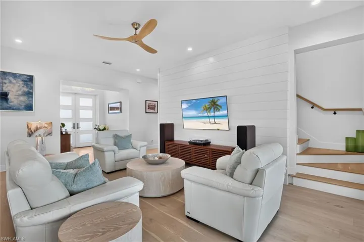 1272 Par View Dr, Sanibel, Florida 33957