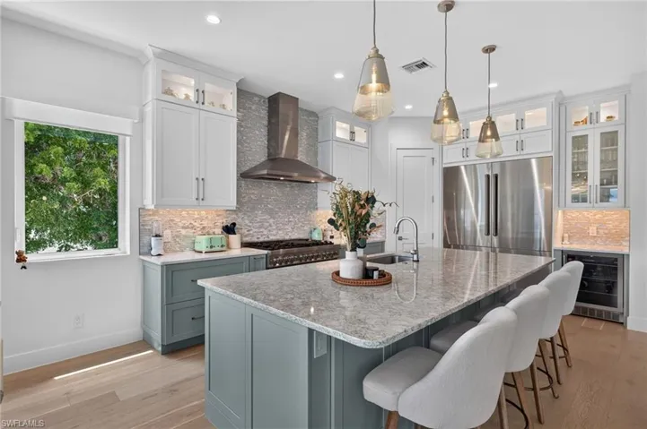 1272 Par View Dr, Sanibel, Florida 33957