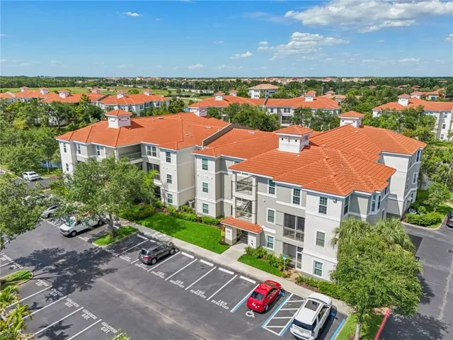 View of birds eye view of property