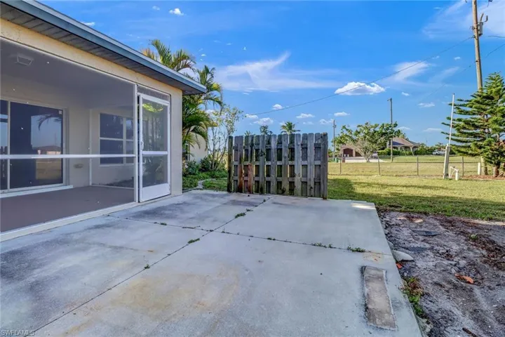 1326 Nw 9th Pl, Cape Coral Fl 33993