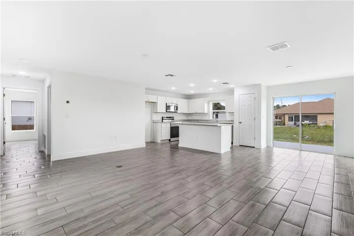 731 Anaconda Ave S, Lehigh Acres, Florida 33974