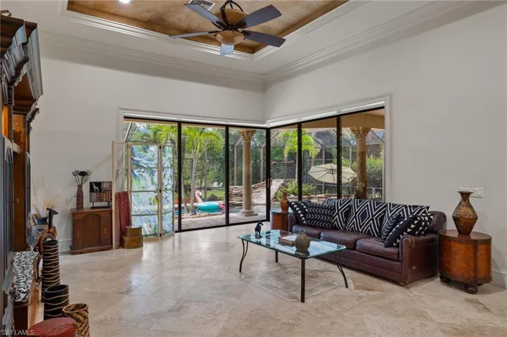 Family Room showing off the corner pocket sliders