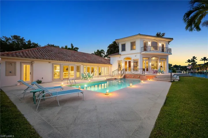 350  Bow Line  BEND, Naples, FL 34103
