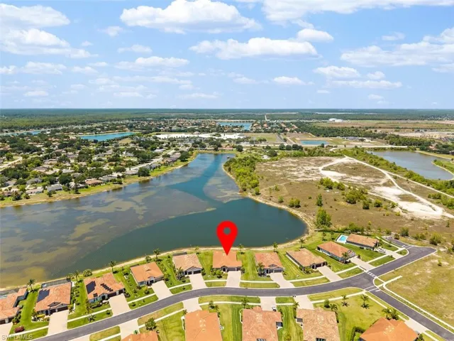 2038  Grove  DR, Naples, FL 34120