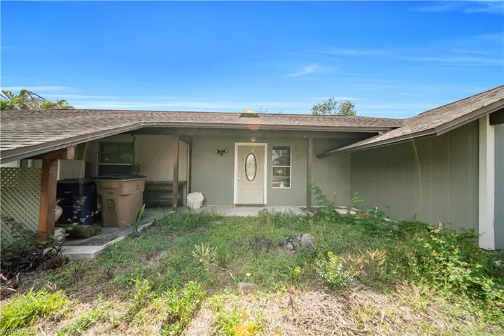 213 Lincoln Ave, Lehigh Acres, Florida 33936