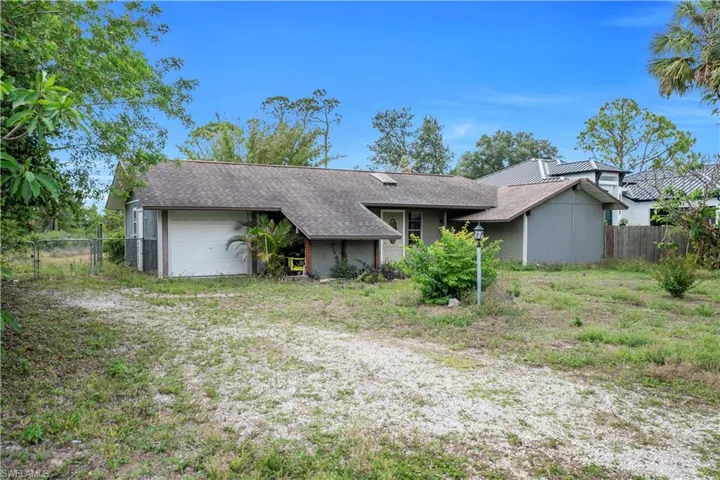 213 Lincoln Ave, Lehigh Acres, Florida 33936