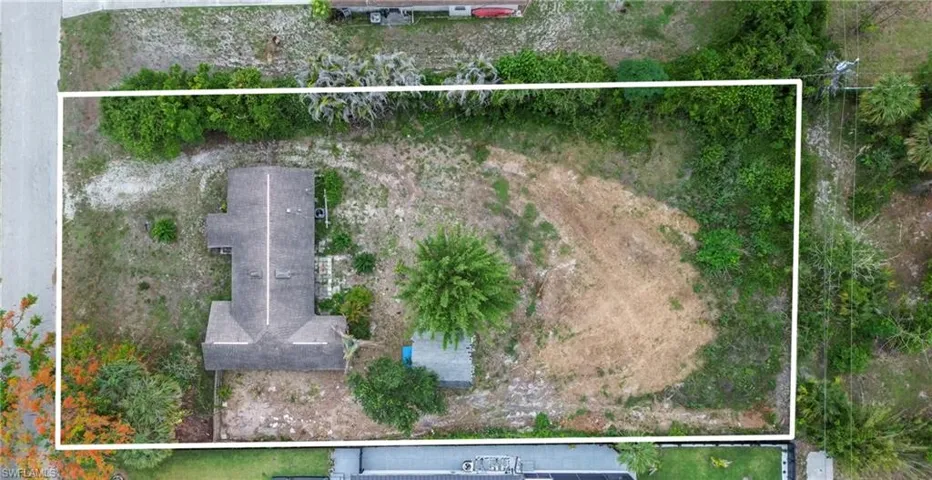 213 Lincoln Ave, Lehigh Acres, Florida 33936