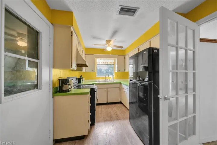 213 Lincoln Ave, Lehigh Acres, Florida 33936