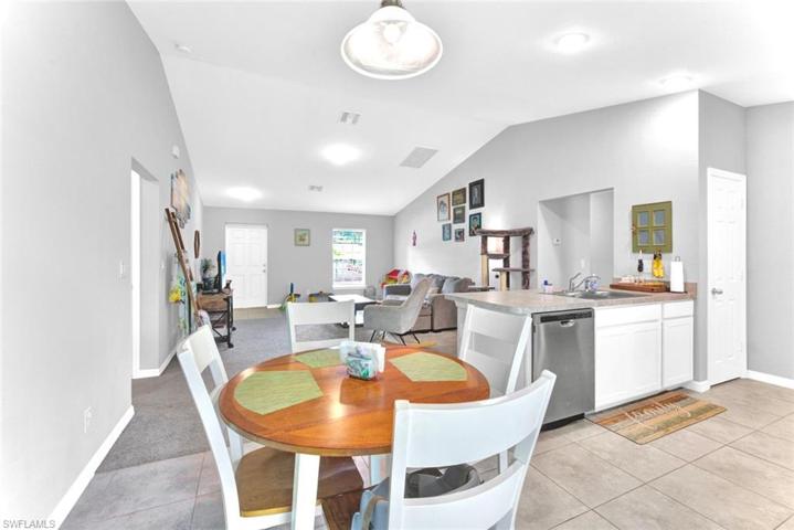 733  Holmes  AVE, Lehigh Acres, FL 33974