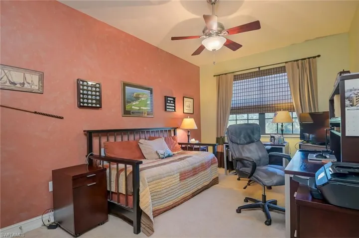 10498  Smokehouse Bay  DR, Naples, FL 34120