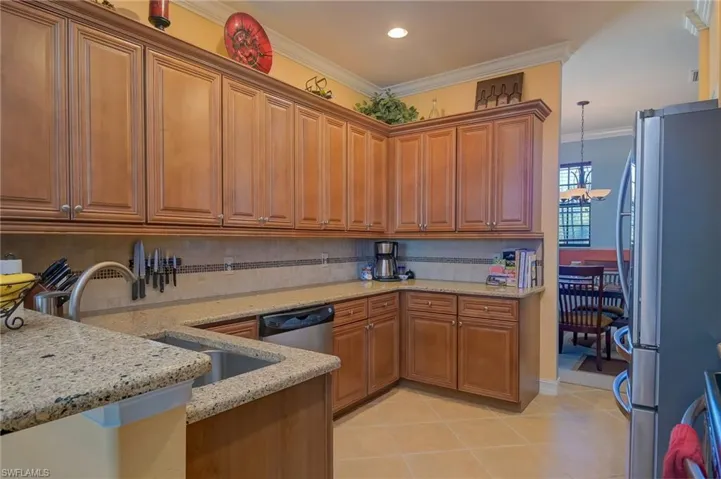 10498  Smokehouse Bay  DR, Naples, FL 34120