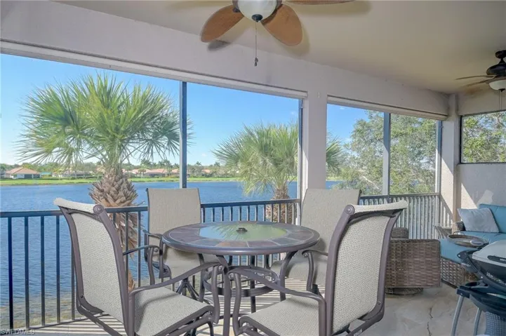 10498  Smokehouse Bay  DR, Naples, FL 34120