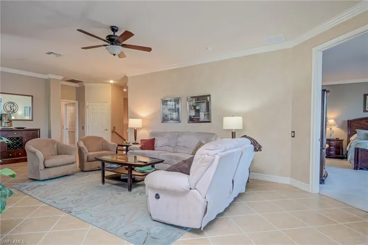 10498  Smokehouse Bay  DR, Naples, FL 34120