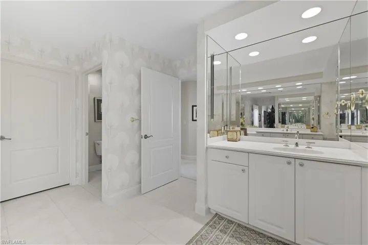 4751 Bonita Bay Blvd 1202, Bonita Springs, Florida 34134