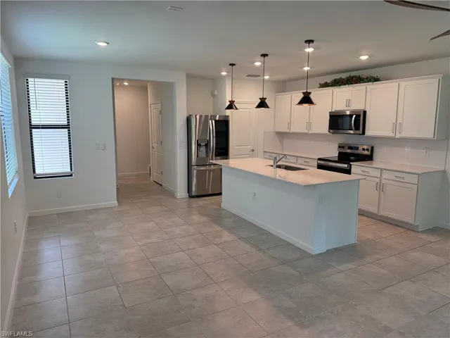 1672 Lake Jessup Cir, Cape Coral, Florida 33909