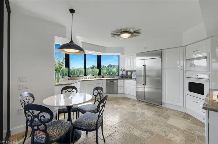6597 Nicholas Blvd 306, Naples, Florida 34108