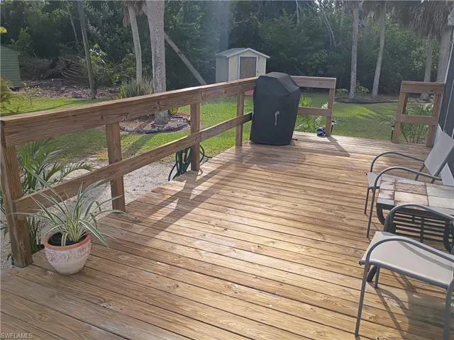 Screened Porch