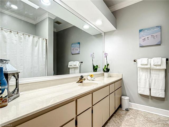 2nd Bathroom
