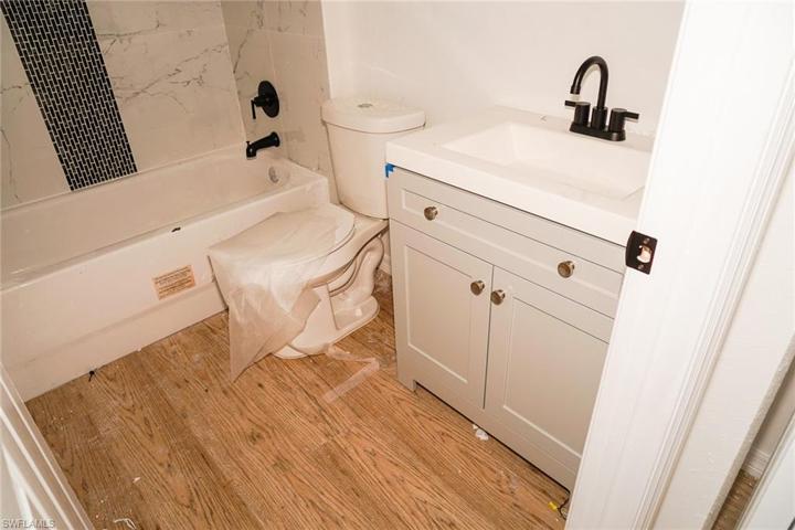 Left side unit