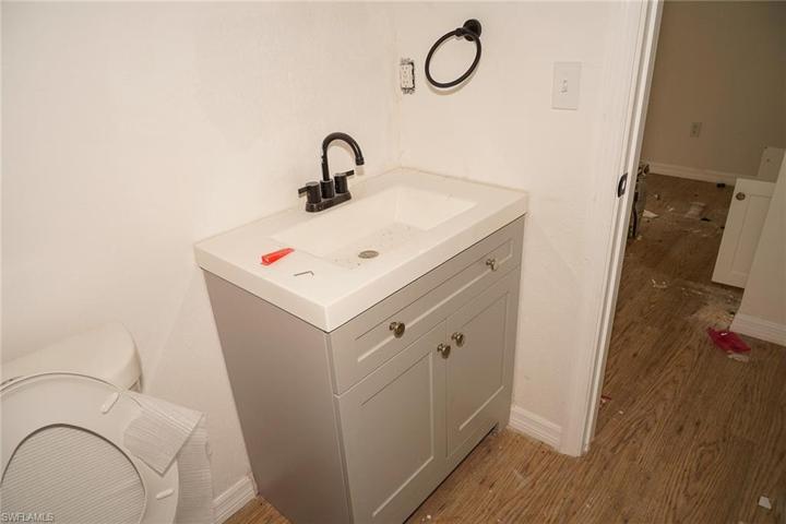 left side unit