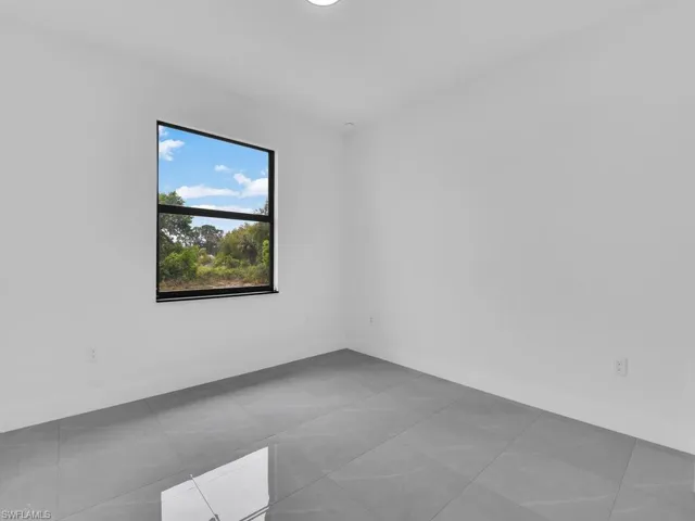 Guest Room 2
