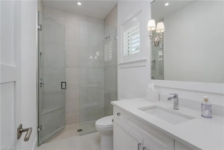 Bathroom off 2nd bedroom