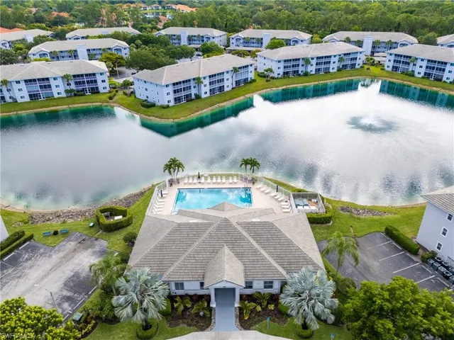 7812 Regal Heron Cir 103, Naples, Florida 34104