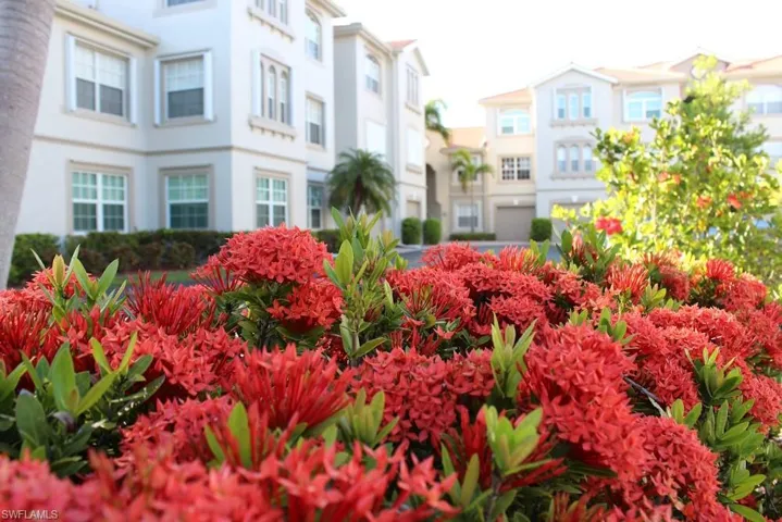 15605 Ocean Walk Cir 303, Fort Myers, Florida 33908